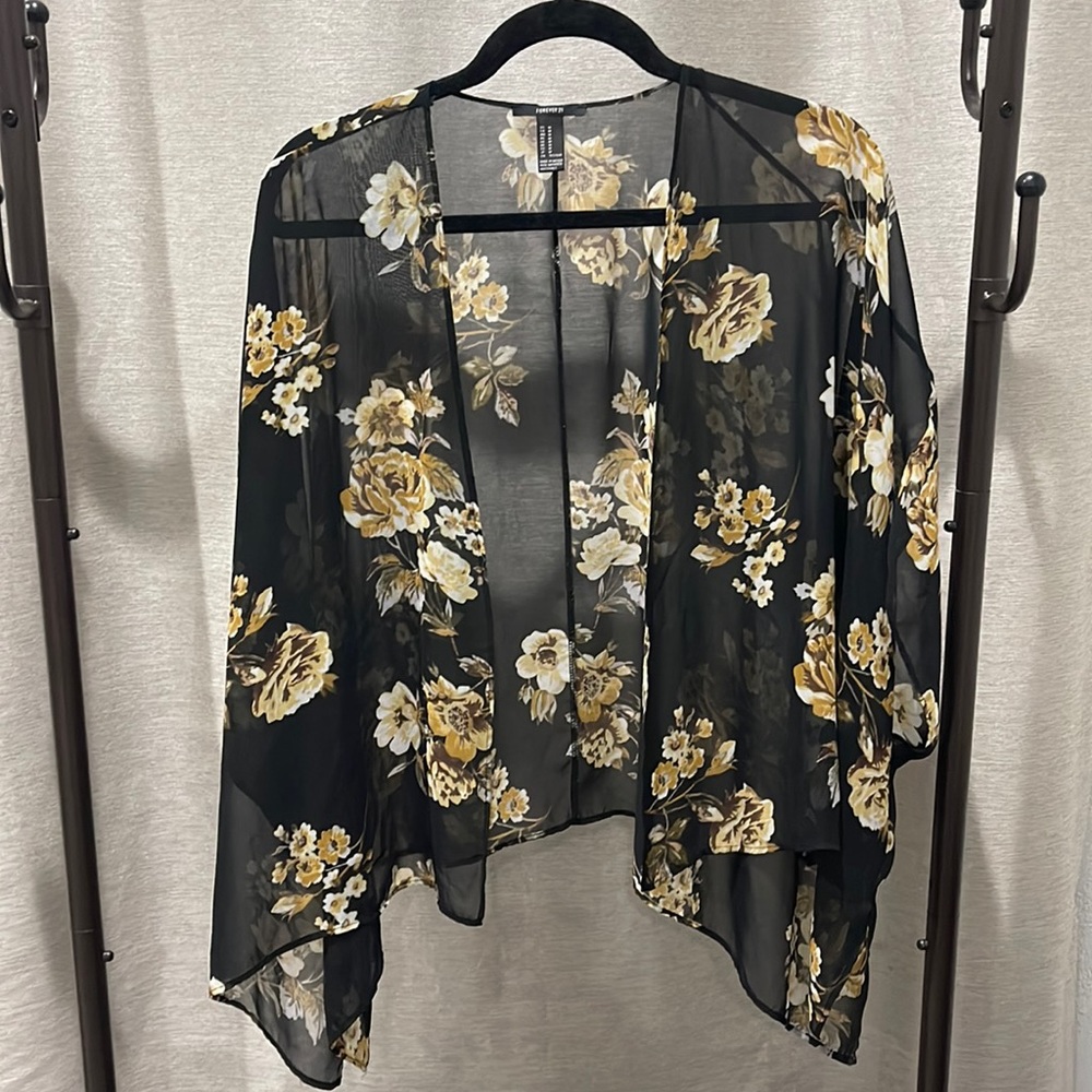 Floral, sheer, cover of size medium